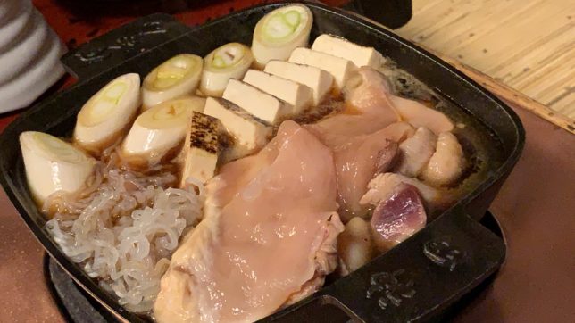 ぼたんの鳥すきやきは 一回食べただけで好きな食べ物ランキングにランクイン 東京 神田 17年創業 明治30年 老舗食堂 100年以上の歴史を持つ店舗を巡る旅